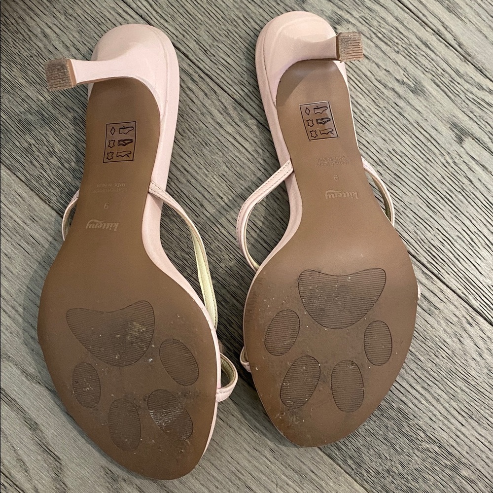 Kitteny Pink Strappy Mid-Heel Sandals - Picture 3 of 5